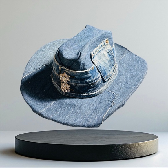 Levi's Denim Western Hat with Silver Accents - Picture 3 of 4